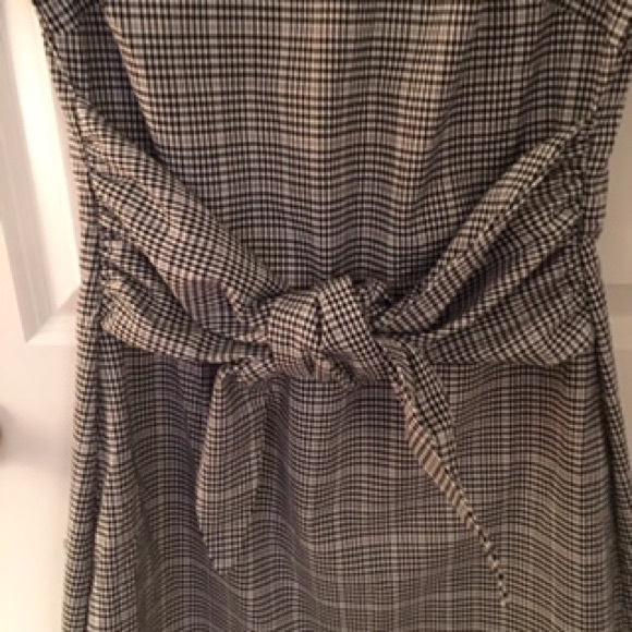 LULU’S Gingham Knotted Sheath Dress 👗 - Picture 11 of 16